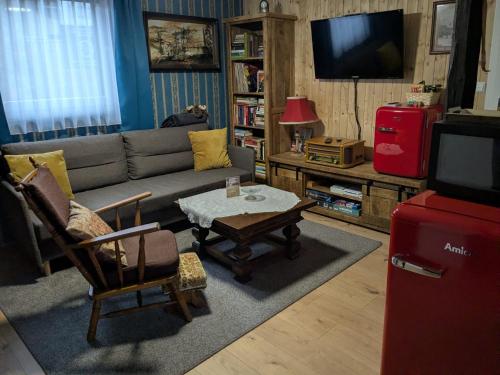 Altes Häusle am Waschbach Anno 1625 Ferienwohnungen und Privat Spa (Altes Hausle am Waschbach Anno 1625 Ferienwohnungen und Privat Spa) in 埃登科本