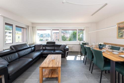 Beautiful Modern family apartment with free parking