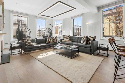Beautifully Styled One-Bedroom Apartment, Londra