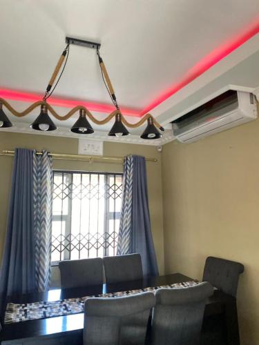 Home sweet Home in Newlands West