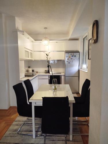 Apartment Angeleski in بيتولا