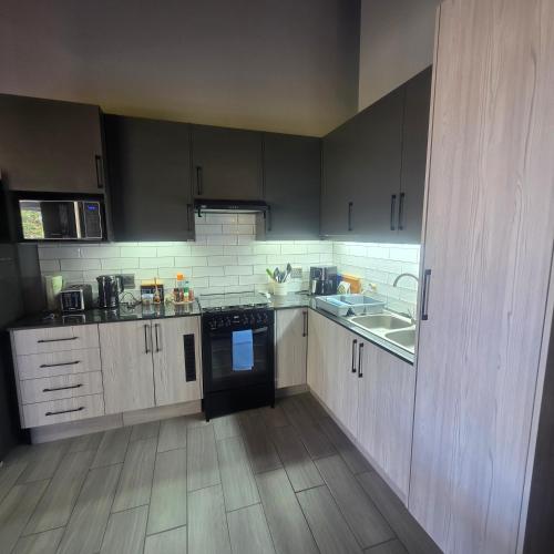 Eden Manor Westville private guesthouse in Dawncliffe