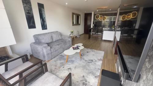 Cedritos smart stay - apartamentos con parking y wi-fi rapido en Bogota