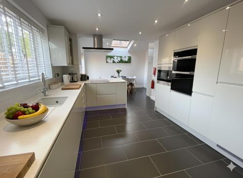 Walk to Addenbrookes - Stylish 1 bed Apartment in Cherry Hinton