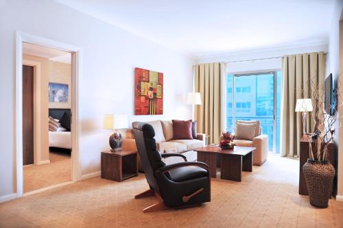 3 Bedroom Suite Smoking