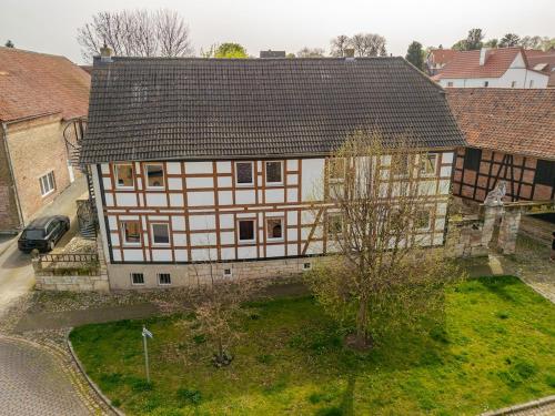 7 bedrooms, 10 beds