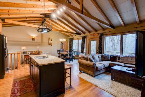 Appalachian Retreat in Blowing Rock, USA
