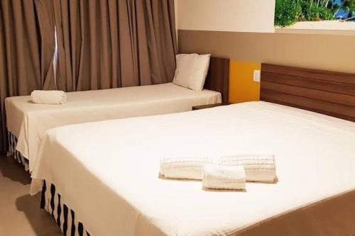 1 king bed, 1 twin bed, 1 sofa bed