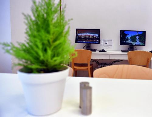 Warsaw Hostel Centrum - image 13