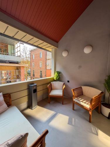 Ruby Hostel, Kutaisi - Private & Shared Rooms in Kutaiszi