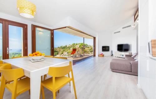 Buitenkant, Stunning Home In Galilea in Puigpunyent