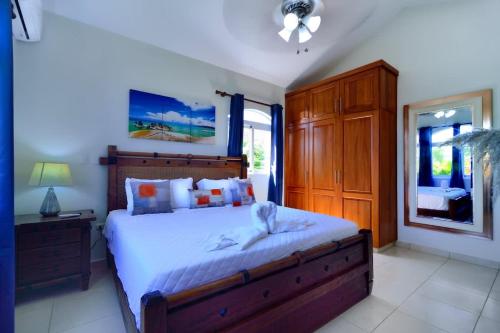 4-Suite Tranquil Retreat in Sosua Ocean Village in Playa Chiquita