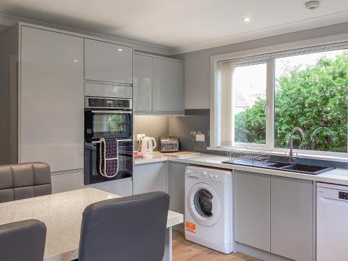 ห้องครัว, Tigh Na Mhuillean in แกรโลช