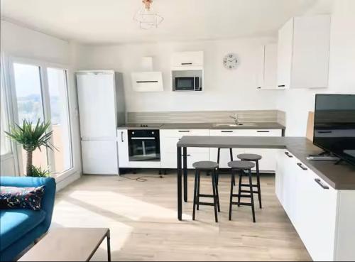 Chambre Privée Cosy- Dans Appartement Moderne en Colocation-Tram A-P8-1 - Location saisonnière - Cenon