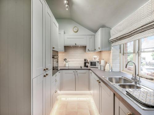 virtuve, The School Room in Kempley