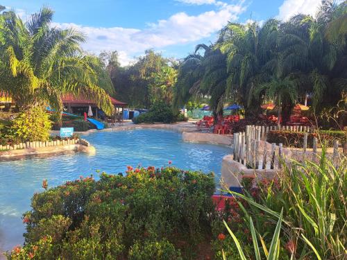 Lagoa Jardins com Acesso ILIMITADO ao Parque Aquático e Café Incluso - Até 8 Pessoas (Lagoa Jardins com Acesso ILIMITADO ao Parque Aquatico e Cafe Incluso - Ate 8 Pessoas) in ซานตาลากัว เกนเต