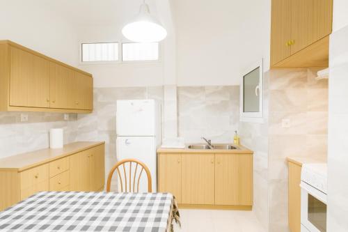 Sunny Dream House - main image