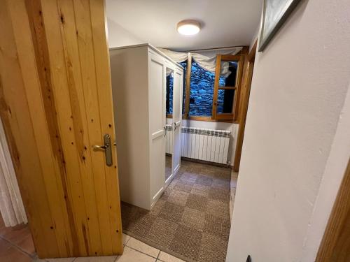 Acogedor Apartamento de Montaña (Acogedor Apartamento de Montana) in Sahun