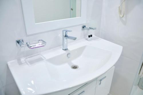Hotel Cartoon Razgrad - image 11
