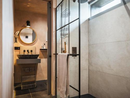 Fürdőszoba, Olive in Willington (Cheshire)