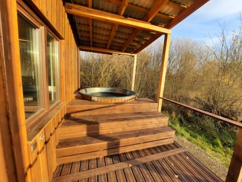 Karstais baseins, Sun hills hause in Daugmale