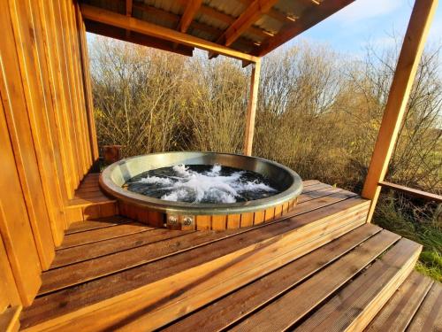 Karstais baseins, Sun hills hause in Daugmale