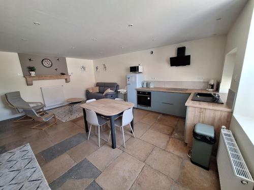 Chez Riri gîte à louer Brennes