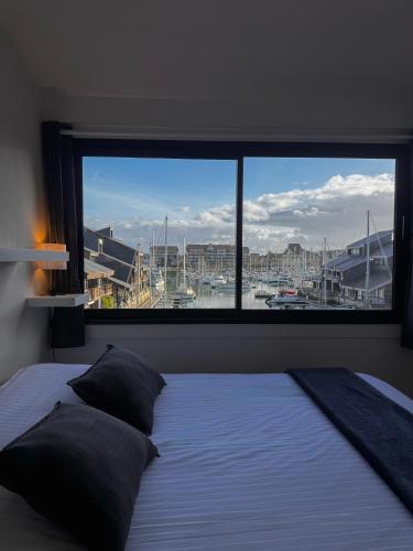 Bel appartement à Deauville - vue mer et port - Location saisonnière - Deauville