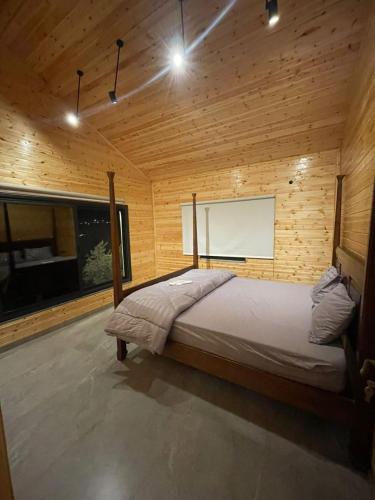 Cherry hut in Ajloun