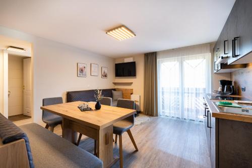 Instalaciones, Haus Meneweger in Flachau