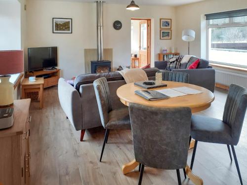 ทัศนียภาพภายนอกโรงแรม, Riverside Cottage in ลอคเกอร์บี