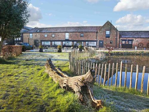 สวน, The Barn in เบเวอร์รี่