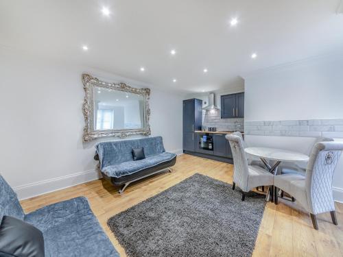 Blossom Apartment - Uk45970 in 亞姆