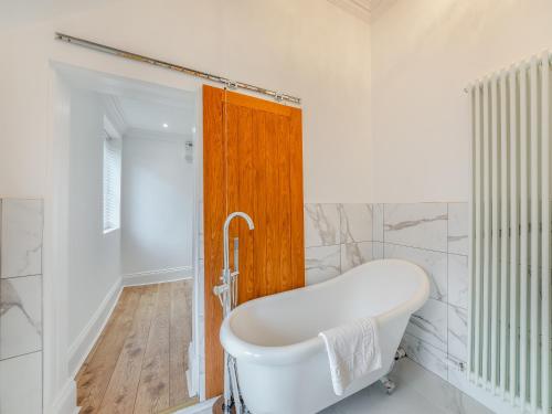 浴室, Blossom Apartment - Uk45970 in 亞姆