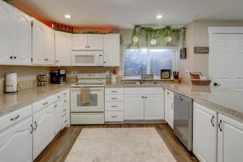 Game Room + Hot Tub: Salt Lake City Area Apt in Bluffdale (UT)