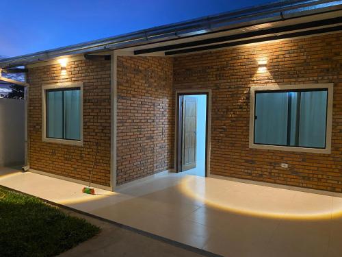 San Antonio Home in Villa Elisa