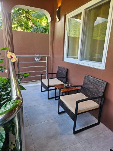 Agape Suites-Room 1- Ground Floor in โซเฟรียร์