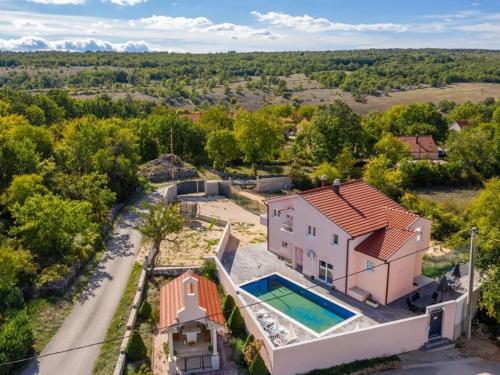 Удобства, Cecilia with pool in Gornji Vinjani