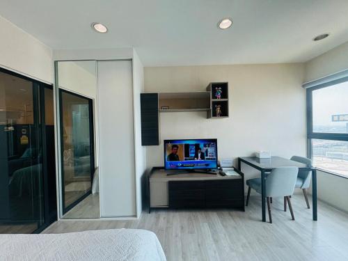 ห้องพัก แบบ Studio ติดเซ็นทรัลเวสเกต in Bang Yai