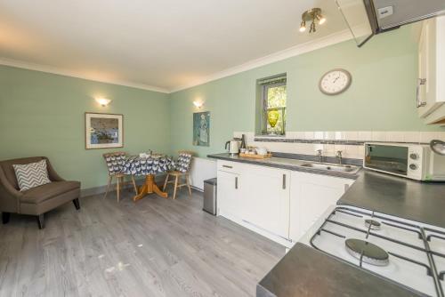 Viesnīcas āriene, Eiddew-Y-Ffynnon in Tegryn