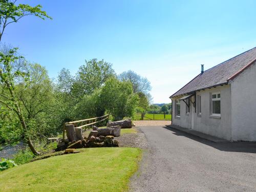 ทัศนียภาพภายนอกโรงแรม, Riverside Cottage in ลอคเกอร์บี