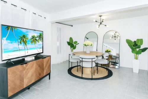 Oceanview Villa Walk to Beach & Cruz Bay in 克魯斯灣