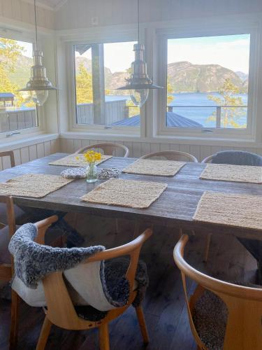 Viesnīcas āriene, Family Cabin With View Over Fjord, Mountain, Wood in Erfjord