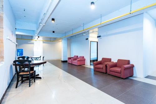 Facilities, The Rambuttri Khaosan Bangkok in Other