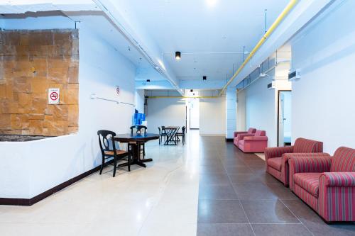 Facilities, The Rambuttri Khaosan Bangkok in Other