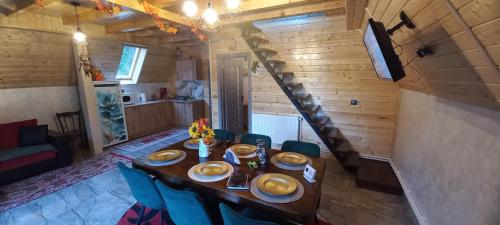 Cabana Doi Brazi A-FRAME in Telec