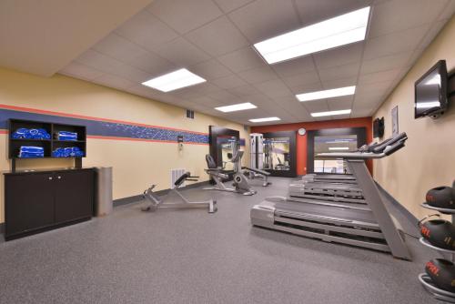 Fitnes center, McKnight Hotel in Ross Township