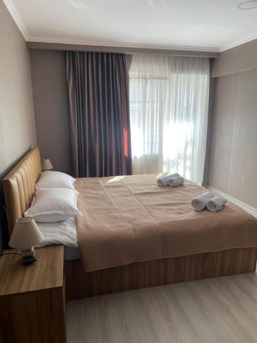 1 queen bed
