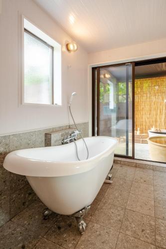 Hakone Villa with your private hot spring! in Hakone