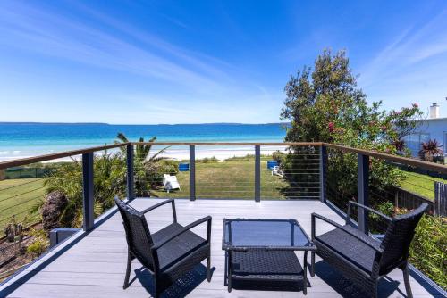 Zara del Mar - Pet Friendly Absolute Waterfront – khách sạn tại Callala Beach